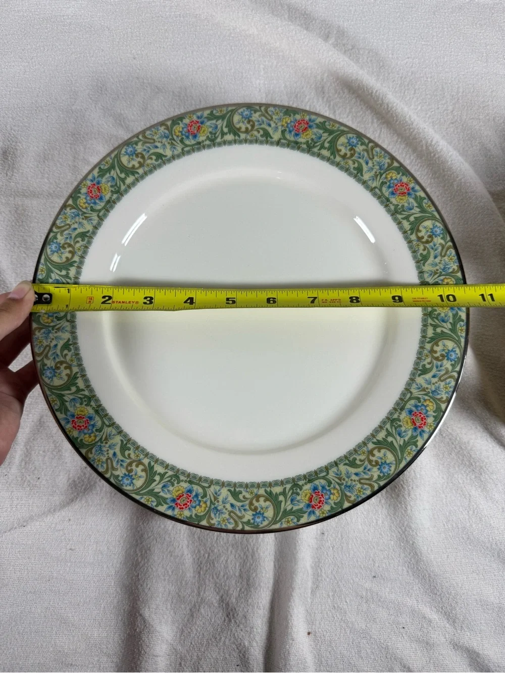 Noritake set dinner